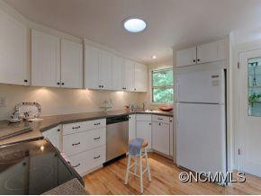 28 SECLUDED COVE - Photo 9