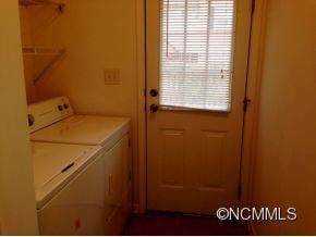 218 Glenview Drive - Photo 13