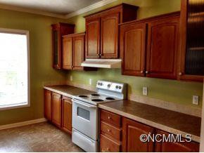218 Glenview Drive - Photo 4