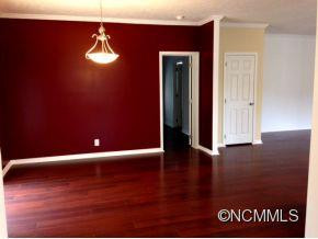 218 Glenview Drive - Photo 8