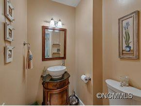 21 PENNY LANE - Photo 9