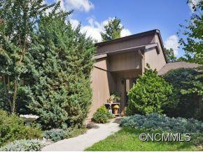 406 Crowfields Drive - Photo 2