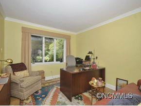 406 Crowfields Drive - Photo 15