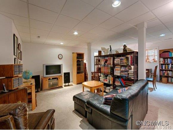 4 LEISURE WOOD DRIVE - Photo 13