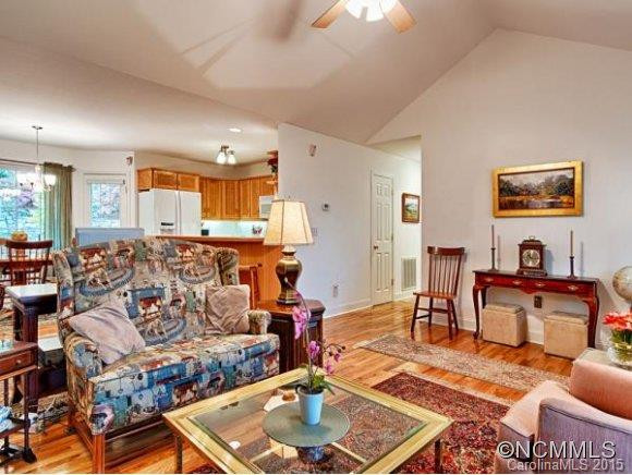 4 LEISURE WOOD DRIVE - Photo 3