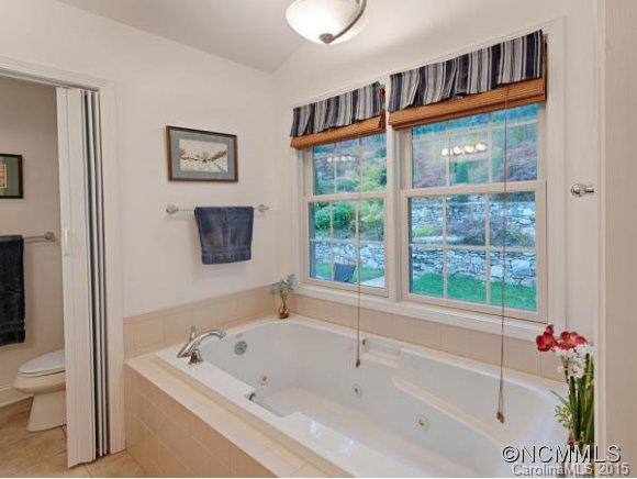 4 LEISURE WOOD DRIVE - Photo 9