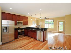 281 Westwood Place - Photo 3