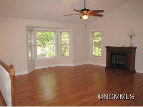 196 HAGUE DR - Photo 2