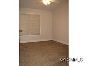 196 HAGUE DR - Photo 11