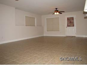 196 HAGUE DR - Photo 14