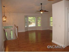 196 HAGUE DR - Photo 6