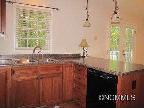 196 HAGUE DR - Photo 10