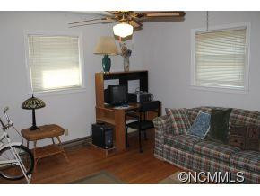 2210 Evergreen Drive - Photo 11