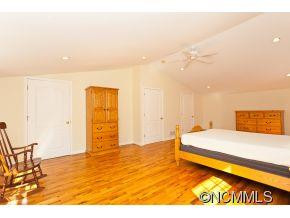 40 Shadow Valley Drive - Photo 13