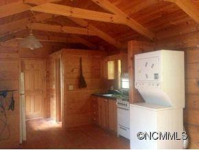 290 Tobacco Road - Photo 2