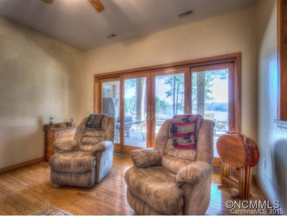 1815 Sandy Cove Drive - Photo 18