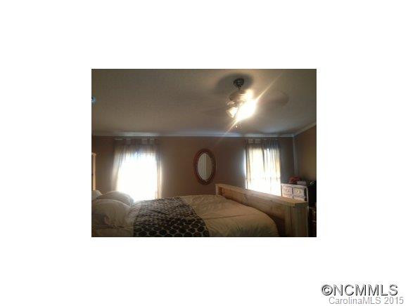 58 Greenway Drive - Photo 14