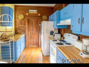 140 Woodland Road - Photo 11