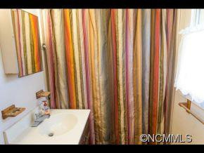 140 Woodland Road - Photo 14