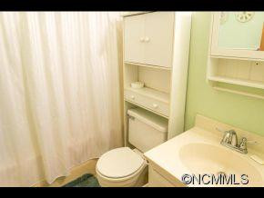 140 Woodland Road - Photo 19