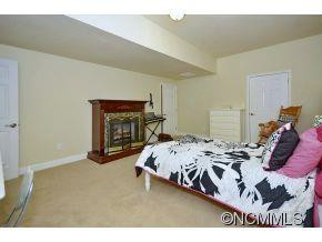 305 Jennifer Lane - Photo 13
