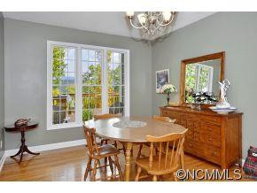 305 Jennifer Lane - Photo 5