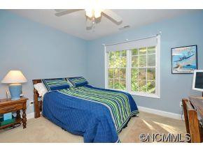 305 Jennifer Lane - Photo 10