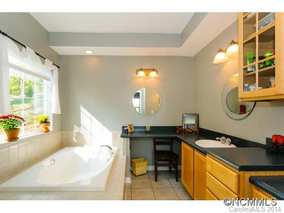 41 Austins Knoll - Photo 10