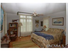 289 Green Fields Lane - Photo 10