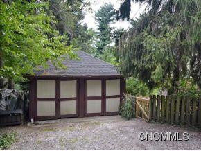 81 Macon Avenue - Photo 24