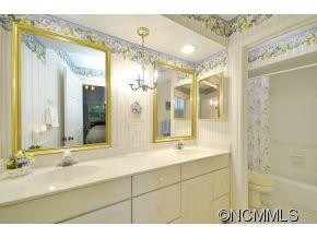 22 W. FAIRWAY DRIVE - Photo 12