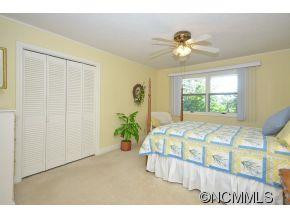 22 W. FAIRWAY DRIVE - Photo 13
