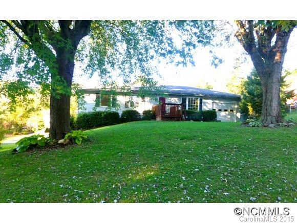 11 Southwicke Pl.