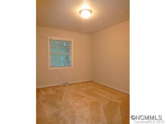 11 Southwicke Pl. - Photo 11