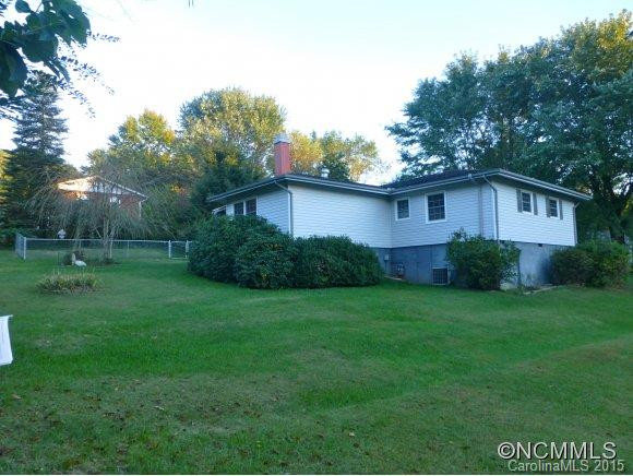11 Southwicke Pl. - Photo 7