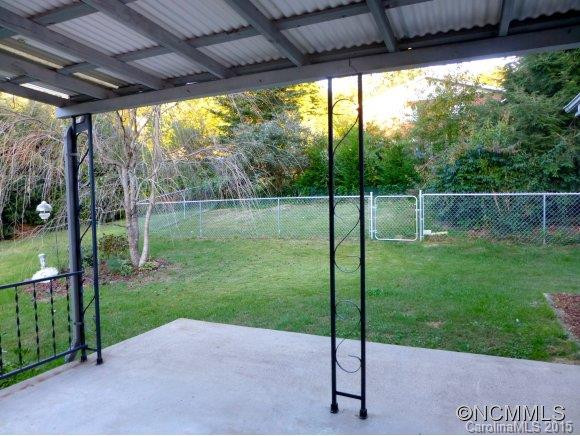11 Southwicke Pl. - Photo 9