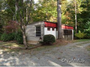 1065 Howard Gap Rd - Photo 2
