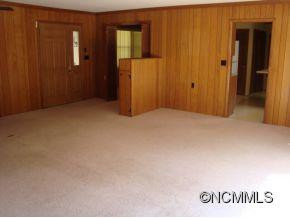 1065 Howard Gap Rd - Photo 5