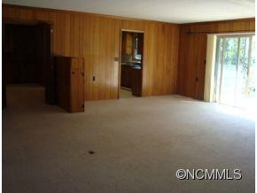 1065 Howard Gap Rd - Photo 10