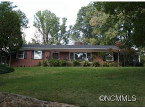 4 Maplewood Pkwy
