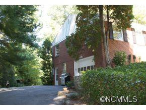 4 Maplewood Pkwy - Photo 2