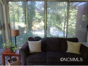 4 Maplewood Pkwy - Photo 11