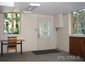 4 Maplewood Pkwy - Photo 17