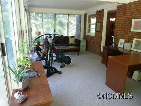 4 Maplewood Pkwy - Photo 10