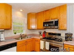 12 Lawson Lane - Photo 7