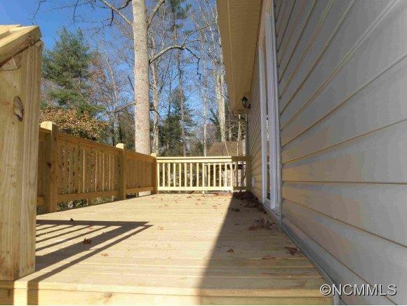 88 Appian Way - Photo 2