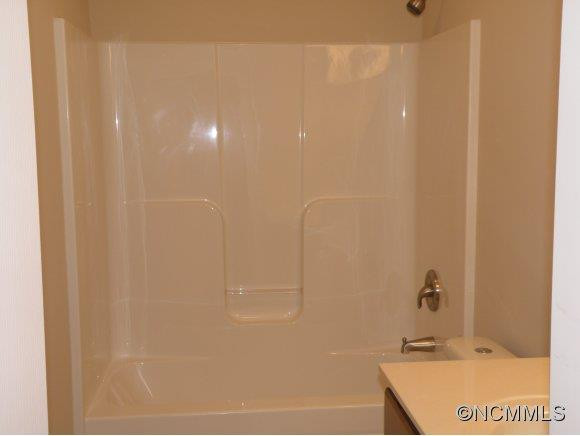 88 Appian Way - Photo 15