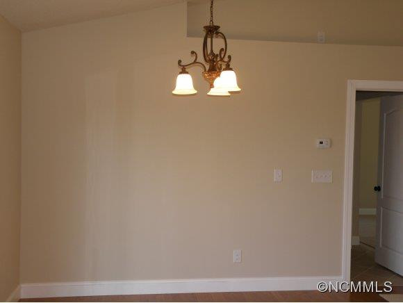 88 Appian Way - Photo 16