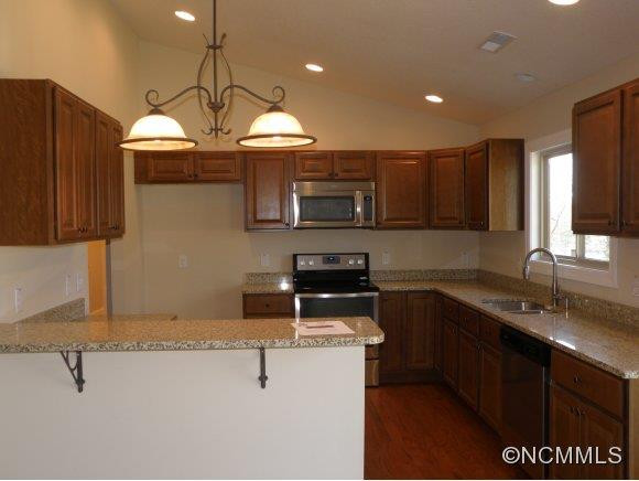 88 Appian Way - Photo 17