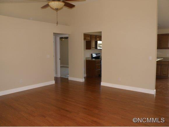88 Appian Way - Photo 22